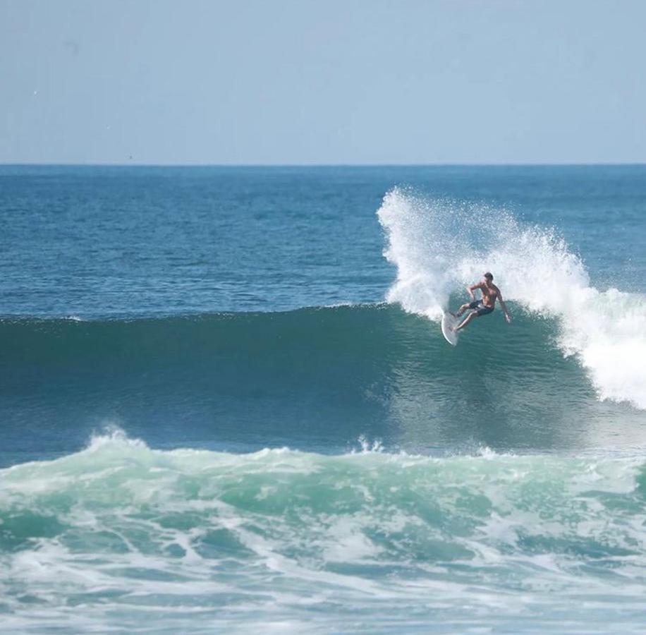 Laola Surf Camp El Sunzal Hotel La Libertad Eksteriør billede